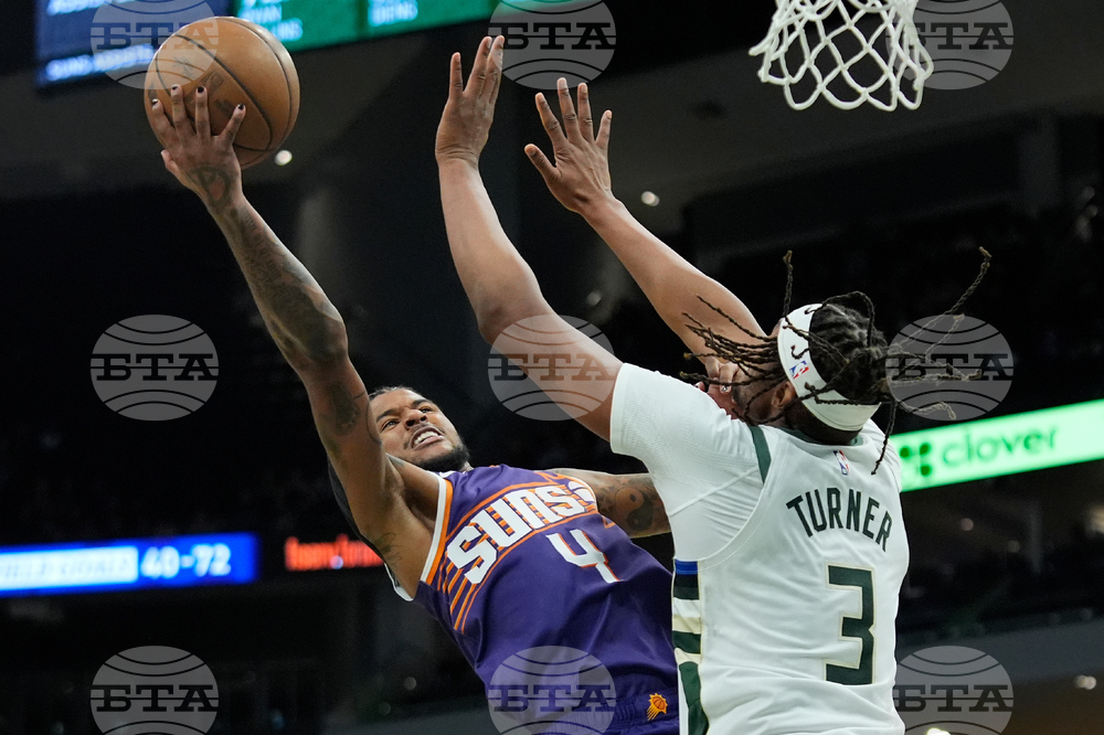 Suns Bucks Basketball