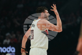 Hornets Trail Blazers Basketball