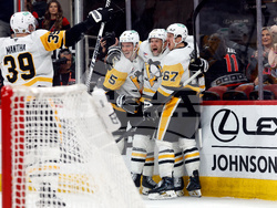 Penguins Hurricanes Hockey