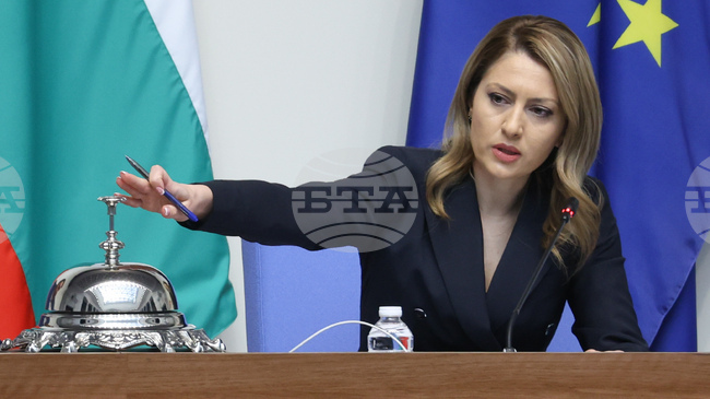 Парламентът ще изслуша служебния министър на електронното управление и членовете на ЦИК във връзка с подготовката за предстоящите предсрочни парламентарни избори