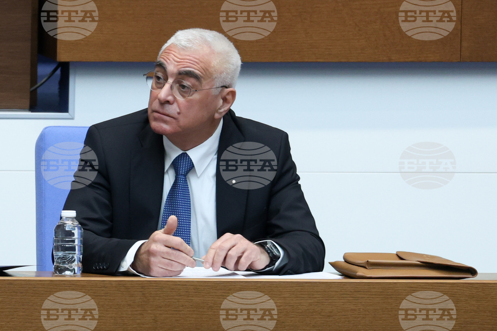 Parliament Told that Election Preparations Go According to Plan, Members Fear Undue Interference