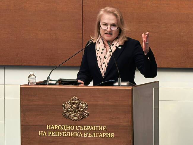 Декларация на Красимира Катинчарова, ПГ на ПП „Величие“: Бобов дол няма нужда от съжаление, а има нужда от държава