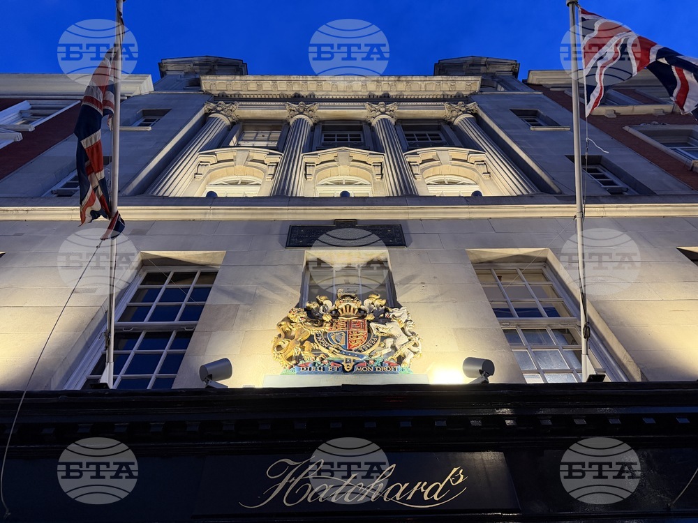 Великобритания - книжарница “Hatchards” - Роузи Голдсмит - Сюзан Къртис - Светлозар Желев