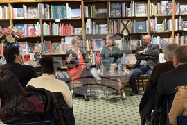 Великобритания - книжарница “Hatchards” - Роузи Голдсмит - Сюзан Къртис - Светлозар Желев