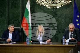 Съдебна палата - случаите „Петрохан“ и „Околчица“ - брифинг