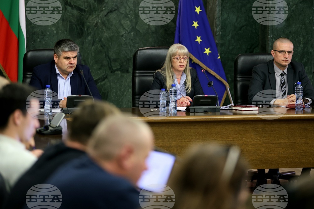 Съдебна палата - случаите „Петрохан“ и „Околчица“ - брифинг