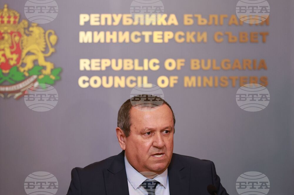 Министерски съвет - Хасан Адемов - пресконференция