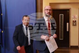 Министерски съвет - Хасан Адемов - Георги Клисурски - пресконференция