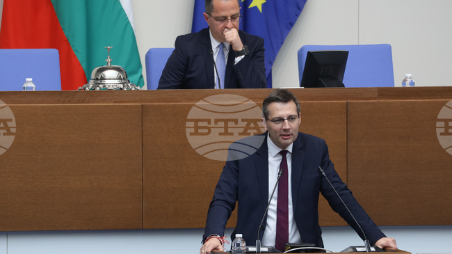 Депутатите дебатират по проект на решение, свързан със споразумението за присъединяването на страната ни към Борда за мир