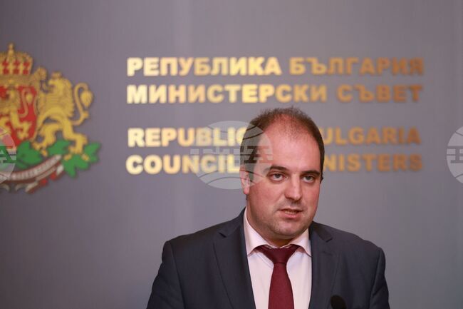 Одобрен е проект на Закон за представителство на интереси пред органите на публична власт, съобщи зам.-министърът на правосъдието