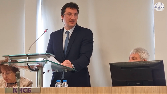 Жилищната политика ще заеме важно място в програмата ни за изборите, обяви председателят на БСП Крум Зарков на среща с представители на КНСБ