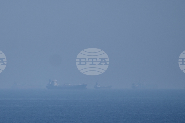 Италианското правителство провежда заседание относно руския танкер, който дрейфува край италиански остров