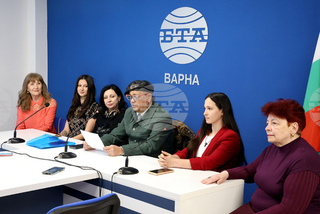 Във Варна учредиха Клуб на сериозните художници 