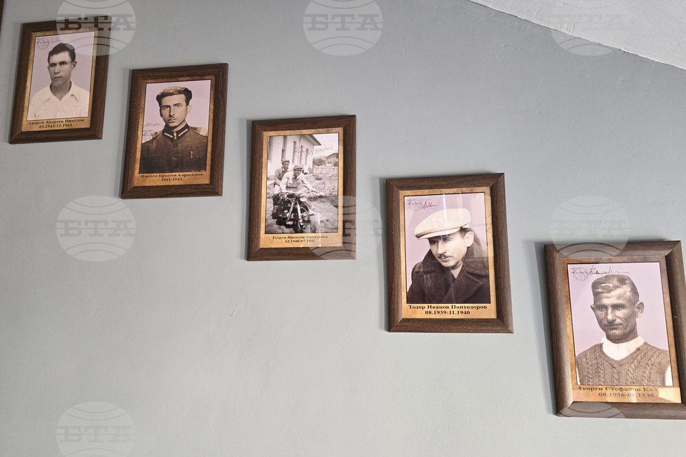 Село Ружинци - портрети на кметове - изложба - откриване