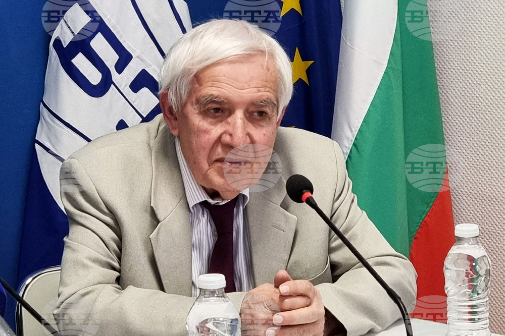 Национален пресклуб на БТА - Ямбол - социални мрежи - ограничаване - деца - гражданска петиция - Теодосий Теодосиев