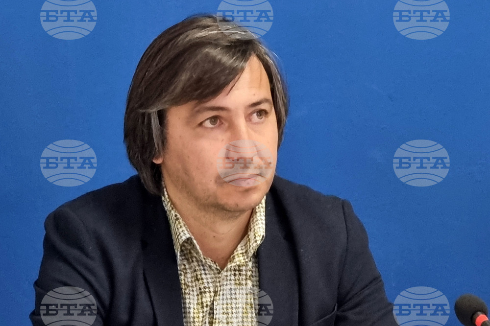 Национален пресклуб на БТА - Ямбол - социални мрежи - ограничаване - деца - гражданска петиция - Павел Тодорв