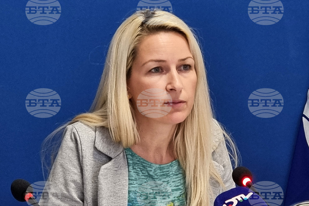 Национален пресклуб на БТА - Ямбол - социални мрежи - ограничаване - деца - гражданска петиция - Мими Караколева