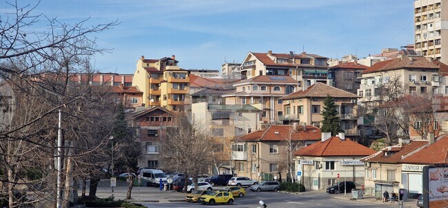 Временно се преустановява приемът на заявления за смяна на уреди на твърдо гориво с екологични алтернативи, съобщиха от Община Хасково 