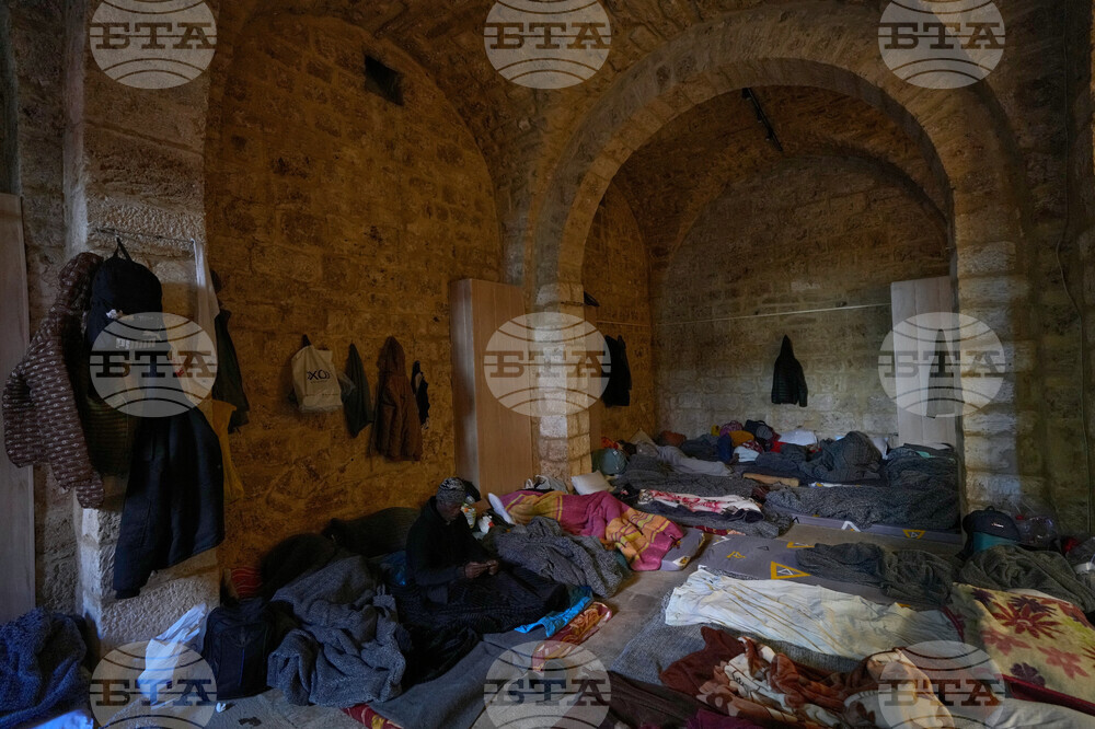 За десет дни войната в Ливан отне живота на 634 души, а 816 000 души са разселени, съобщиха властите