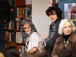 Столична библиотека - алманах със стихове - представяне