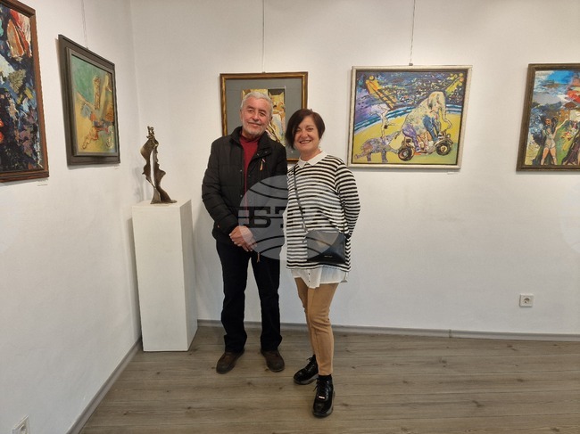 Изложбата „Вдъхновения и приятелство в единство“ на Мариян Жечев-Мъро и Спас Дочев беше открита в троянската галерия „Серякова къща“