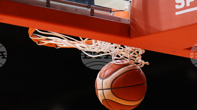 Кандидатът за президент на Българската федерация по баскетбол Орлин Атанасов и екипът му са събрали подписи от 50 клуба, желаещи незабавна смяна на управлението