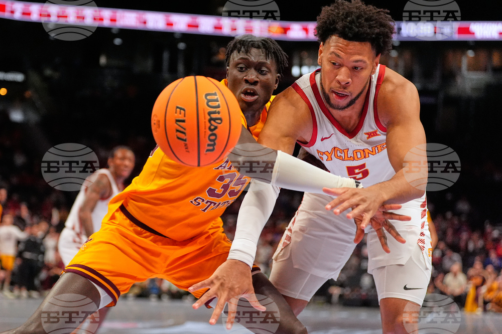 APTOPIX B12 Arizona St Iowa St Basketball