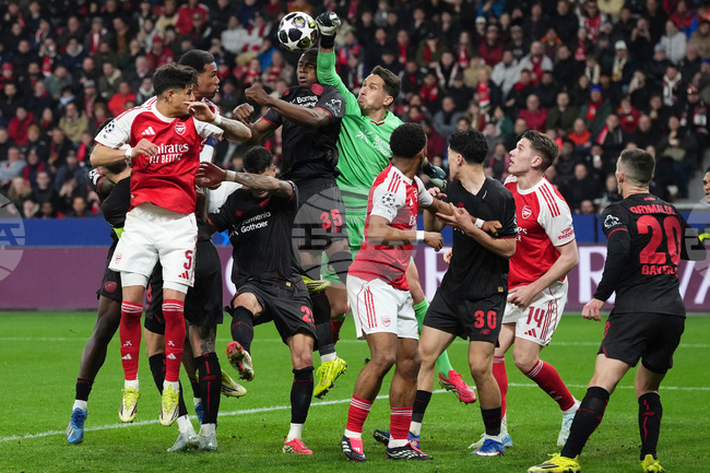 Байер Леверкузен и Арсенал завършиха наравно в среща от Шампионската лига