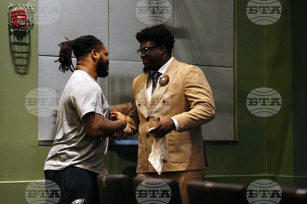 Eagles Davis Football