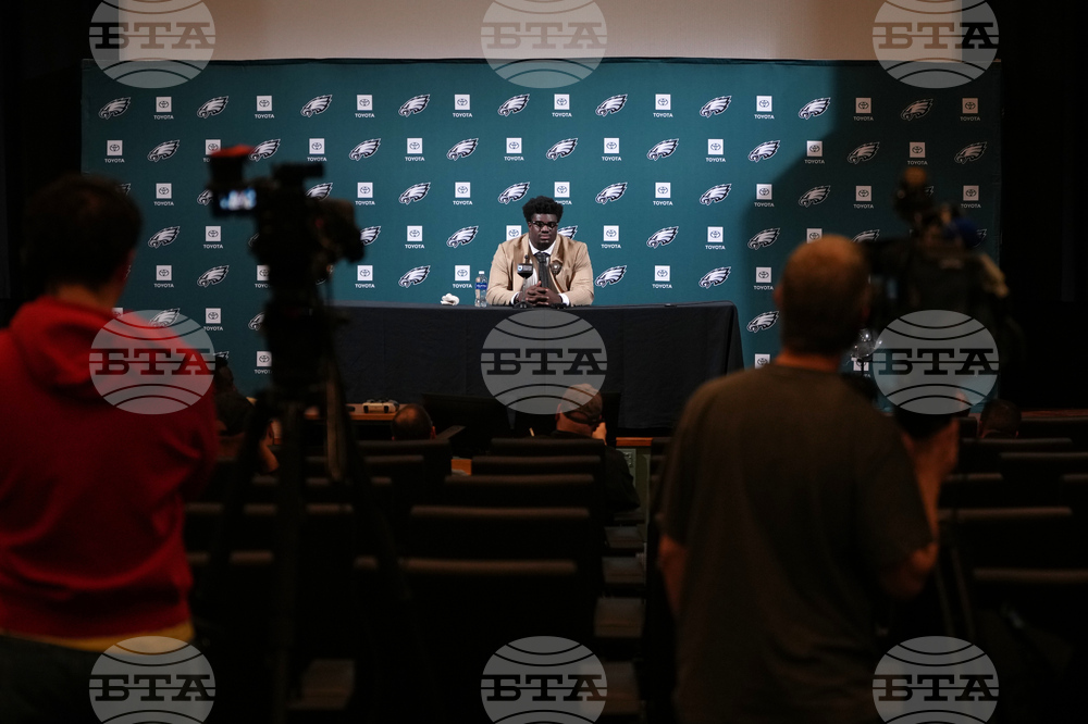 Eagles Davis Football