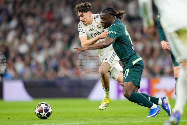 Жереми Доку смята, че Манчестър Сити има шанс да продължи напред в Шампионската лига, въпреки загубата от Реал Мадрид в първия двубой