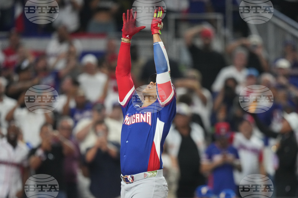 WBC Dominican Republic Venezuela Baseball