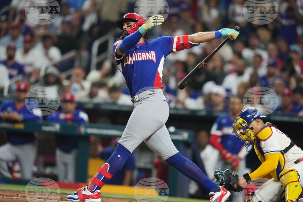 WBC Dominican Republic Venezuela Baseball