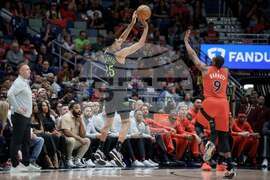 Raptors Pelicans Basketball