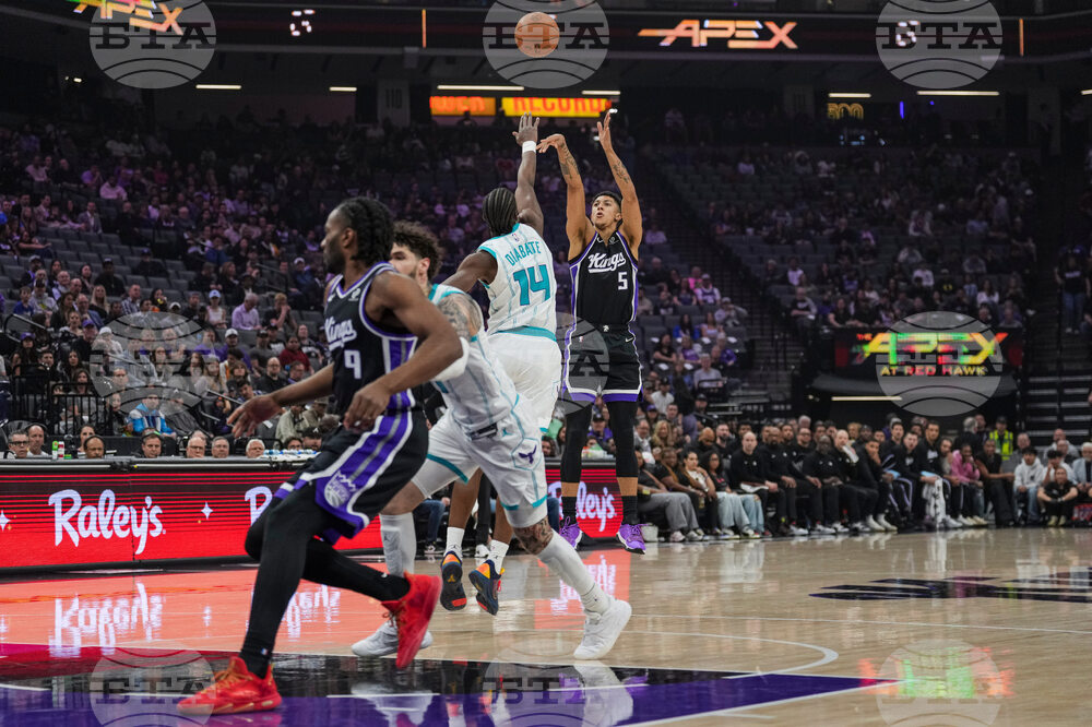 Hornets Kings Basketball