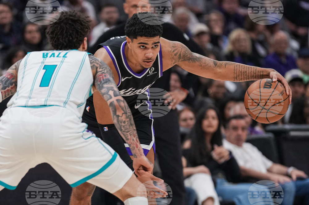 Hornets Kings Basketball