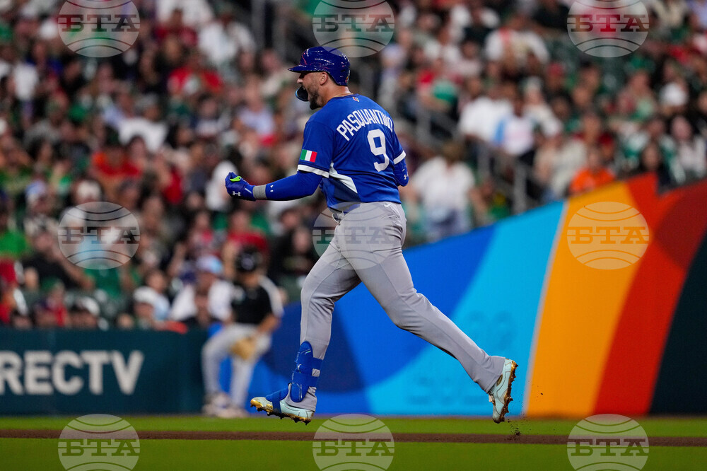 APTOPIX WBC Italy Mexico Baseball