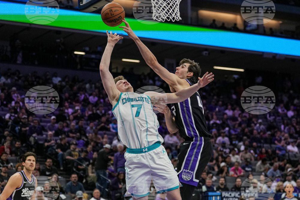 Hornets Kings Basketball