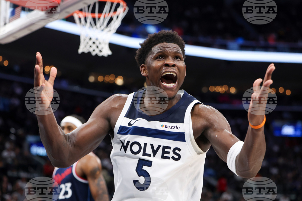 Timberwolves Clippers Basketball