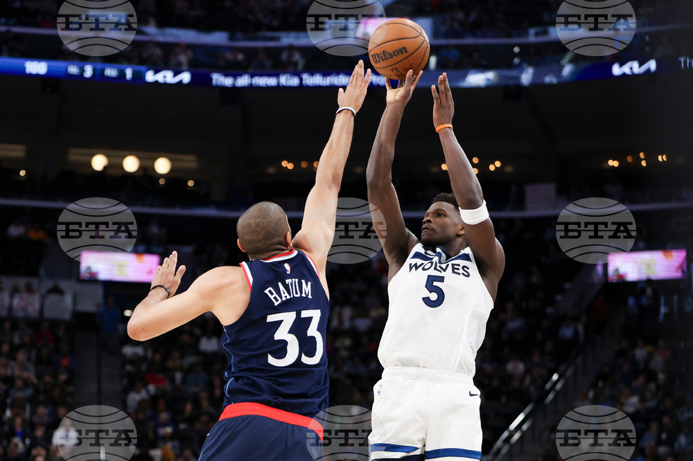 Timberwolves Clippers Basketball