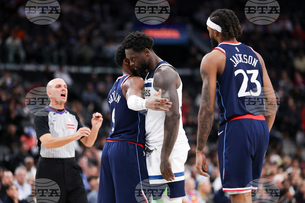 Timberwolves Clippers Basketball