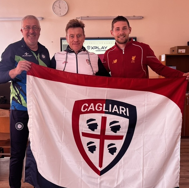 Шефът на академията на Каляри обучава родни футболни треньори