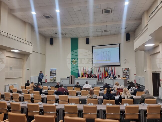 Партиите и коалициите в Стара Загора се споразумяха за разпределението на съставите на СИК за предсрочните парламентарни избори