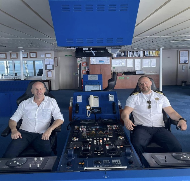 Мексико - остров Козумел - двама български капитани