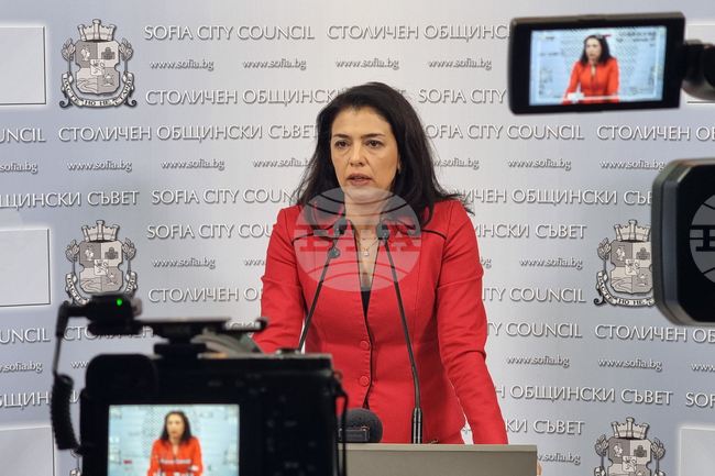 Ваня Григорова - Столичен общински съвет - брифинг