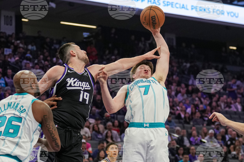 APTOPIX Hornets Kings Basketball