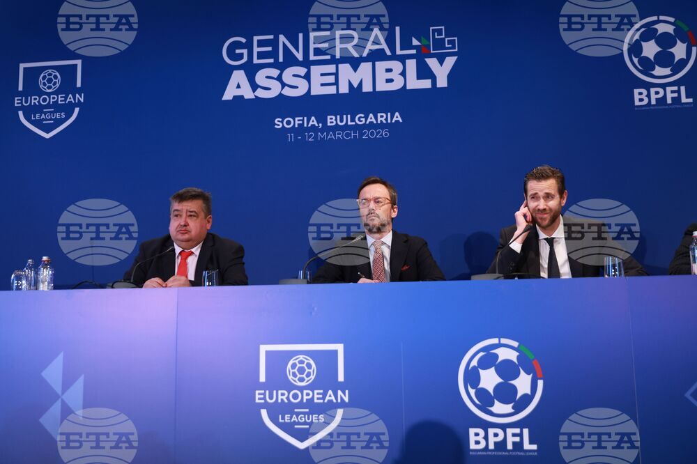 Футбол - асамблея - пресконференция