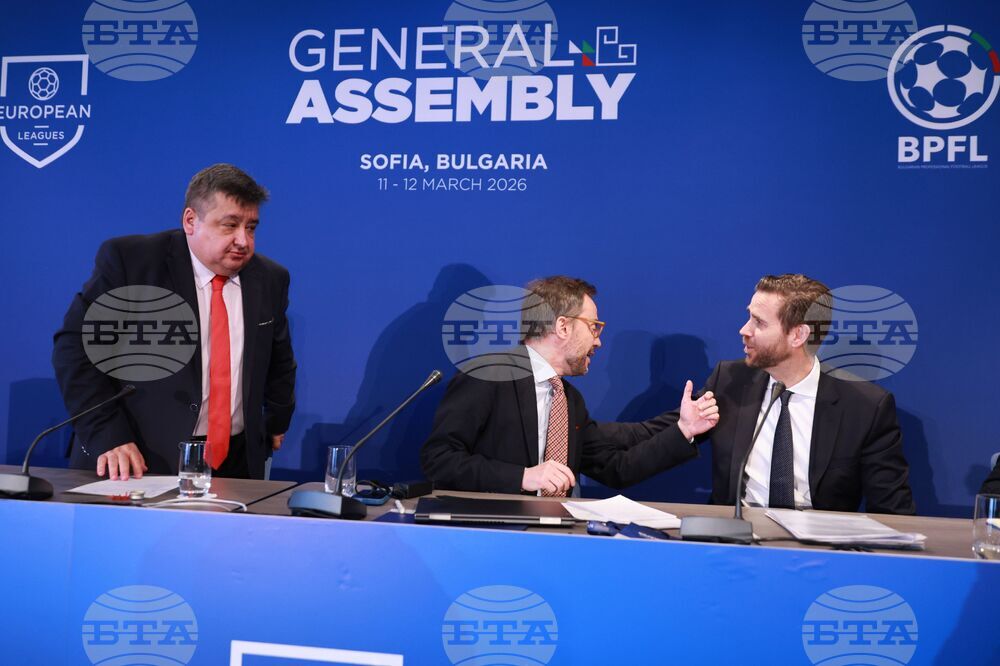 Футбол - асамблея - пресконференция