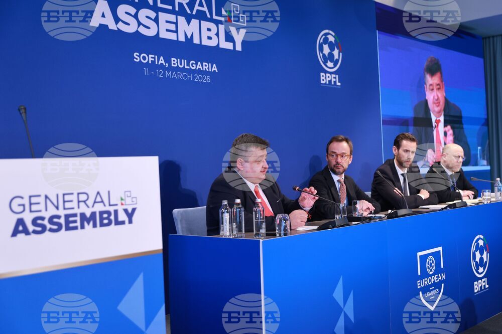 Футбол - асамблея - пресконференция