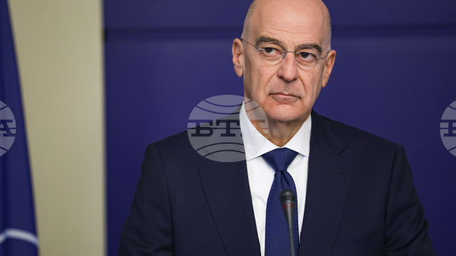 Основна цел в новите програми за въоръжение на Гърция е подобряване на военновъздушната отбрана, заяви в Лондон гръцкият външен министър 